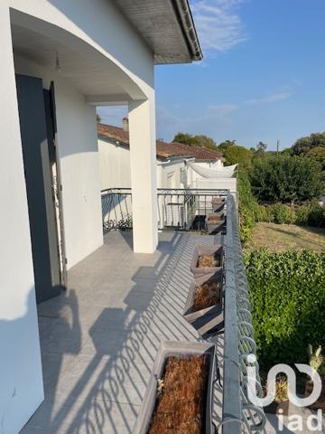 Maison à vendre 8 pièces 176 m² Saintes