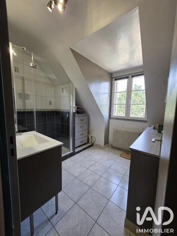 Maison à vendre 5 pièces 120 m² Saint-Étienne-de-Chigny