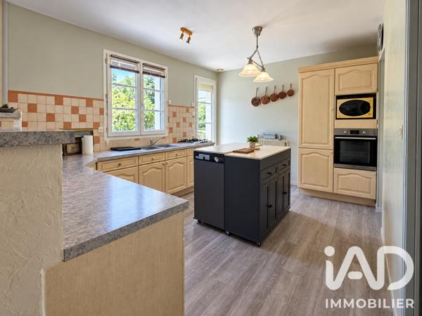 Maison à vendre 5 pièces 120 m² Saint-Étienne-de-Chigny