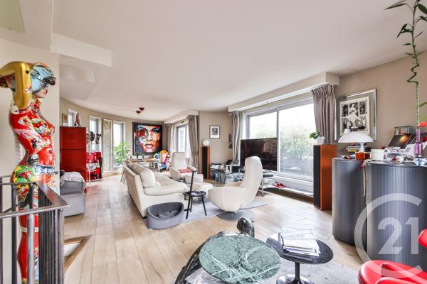 Appartement F4 à vendre  5 pièces - 139,60 m2 PARIS - 75015