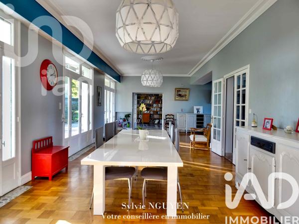 Maison à vendre 12 pièces 486 m² Roullet-Saint-Estèphe