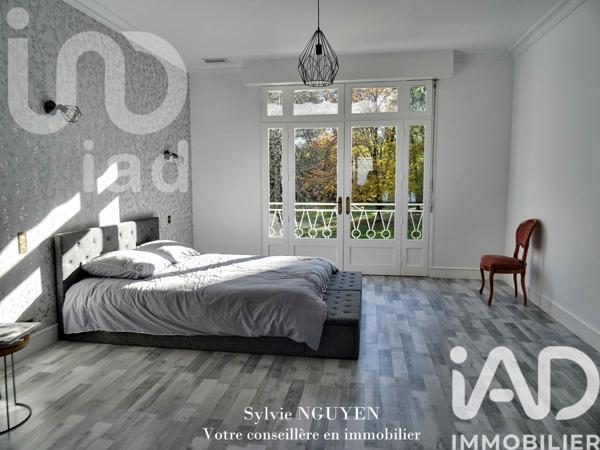 Maison à vendre 12 pièces 486 m² Roullet-Saint-Estèphe