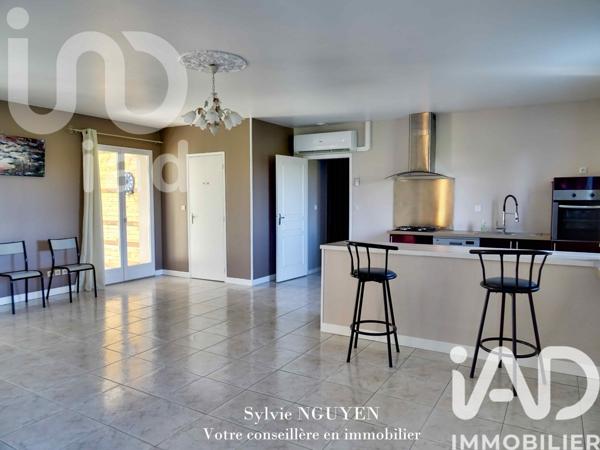 Maison à vendre 12 pièces 486 m² Roullet-Saint-Estèphe