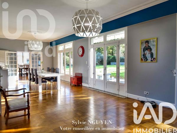 Maison à vendre 12 pièces 486 m² Roullet-Saint-Estèphe
