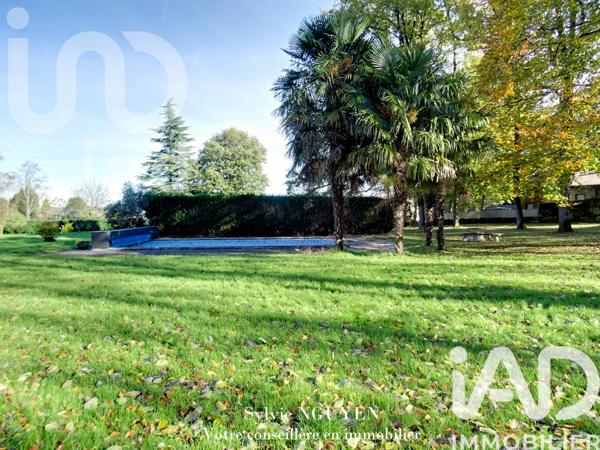 Maison à vendre 12 pièces 486 m² Roullet-Saint-Estèphe