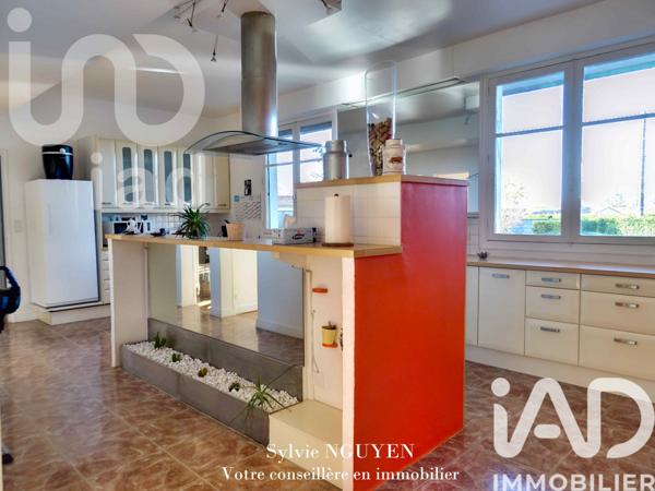 Maison à vendre 12 pièces 486 m² Roullet-Saint-Estèphe