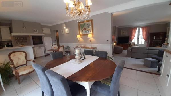 Maison à vendre à Vivy dans le Maine-et-Loire (49680), ref : 49076-320