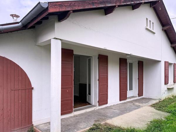 Quartier pavillonnaire - plain pied - Jardin