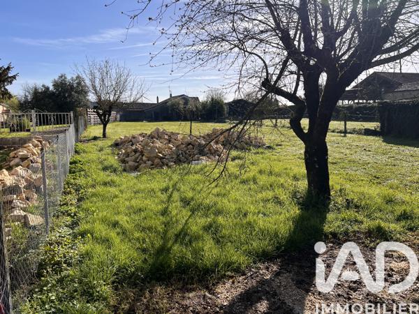 Terrain à vendre 3 796 m² Sauzé-Vaussais