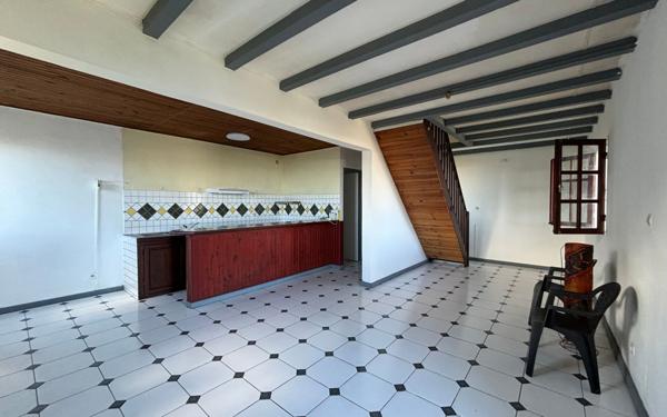 Maison à vendre    4 pièces •  Le Tampon