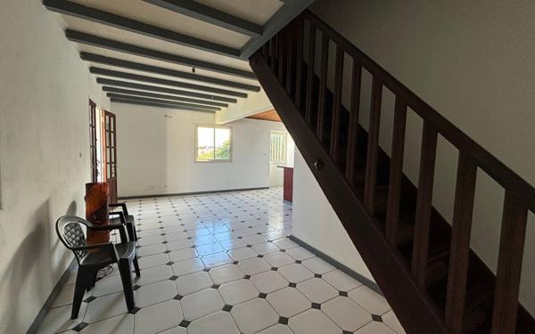 Maison à vendre    4 pièces •  Le Tampon