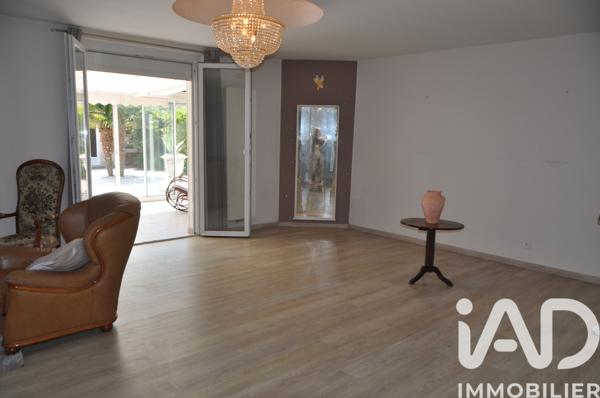 Maison à vendre 9 pièces 196 m² Tinqueux