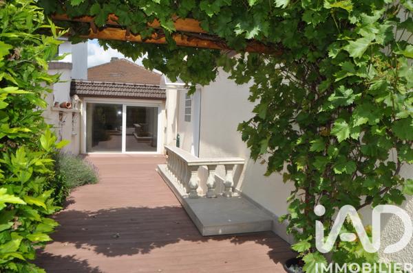 Maison à vendre 9 pièces 196 m² Tinqueux