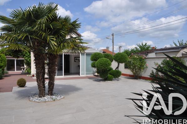 Maison à vendre 9 pièces 196 m² Tinqueux