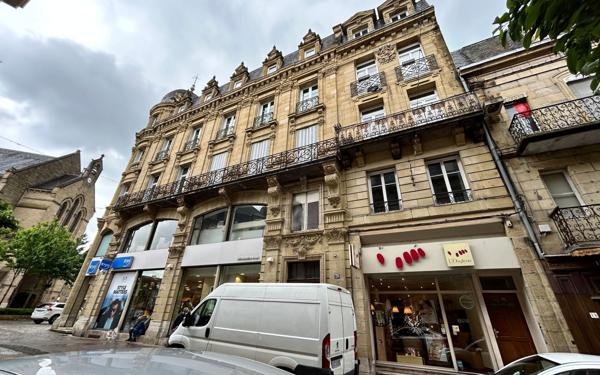 Appartement à vendre    2 pièces • 63,37 m2 Brive-la-Gaillarde