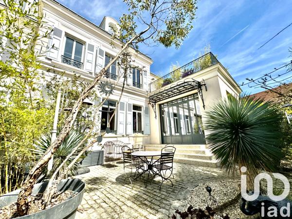 Maison à vendre 10 pièces 255 m² Longjumeau
