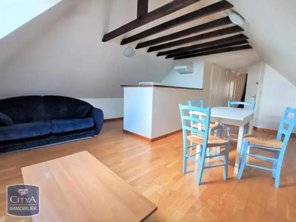 Appartement à louer 2 pièces 45.3m² Laon (02000)
