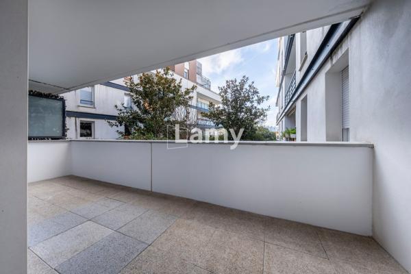 Parking + appartement