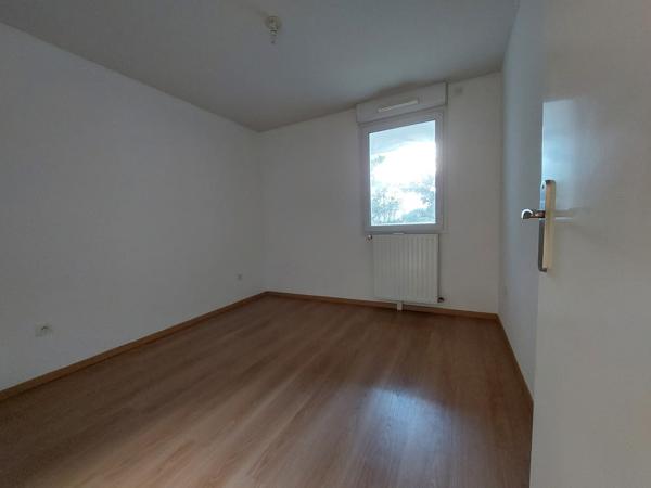 Parking + appartement