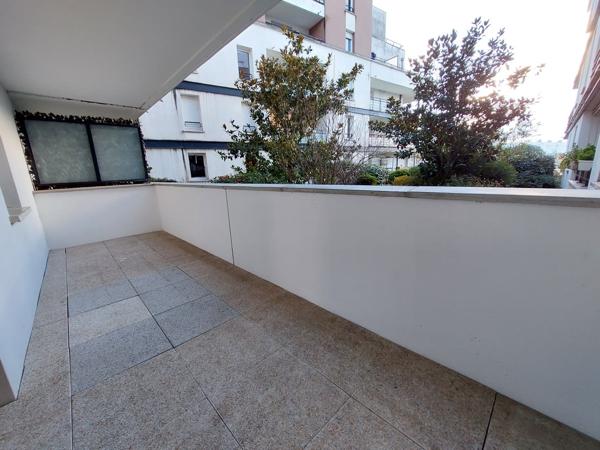 Parking + appartement