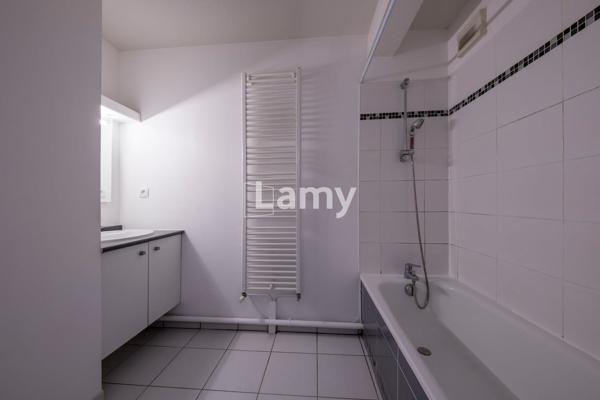 Parking + appartement