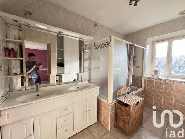 Maison à vendre 6 pièces 154 m² Noyen-sur-Sarthe