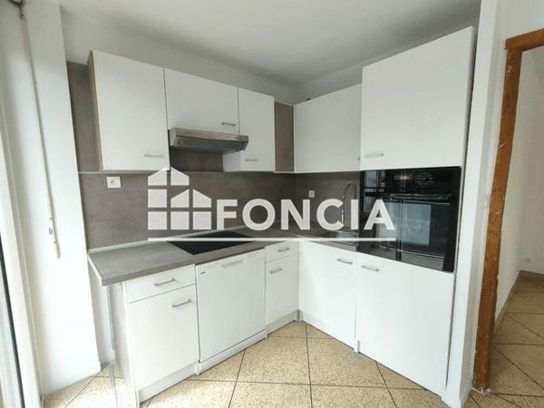 Location Appartement 3 pièces 52.96 m² - CARNAVALET/MAGALONE/MARIE DE COULANGE Marseille 13009