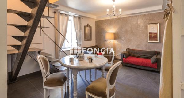 À vendre Maison 15 pièces 572 m² - Mont-dauphin 05600