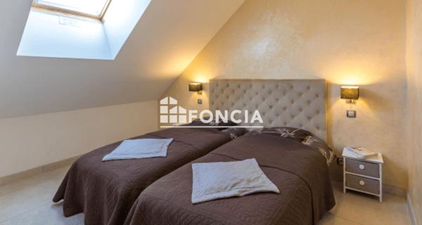 À vendre Maison 15 pièces 572 m² - Mont-dauphin 05600