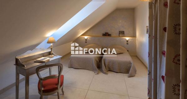 À vendre Maison 15 pièces 572 m² - Mont-dauphin 05600