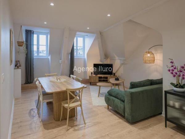 Ensemble immobilier - Oloron-sainte-marie - Réf.:205398 ENSEMBLE IMMOBILIER - CENTRE-VILLE - FORT POTENTIEL DANS UNE COPROPRIETE