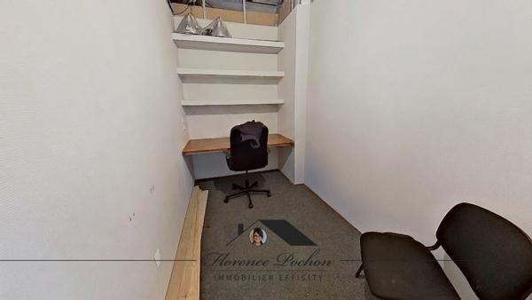 Local Commercial 2 pièces - 86 m²