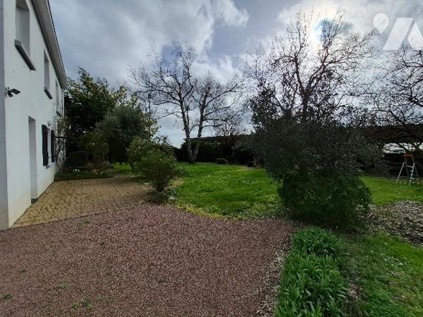 SAINT JULIEN DE CONCELLES MAISON 4 CHAMBRES.