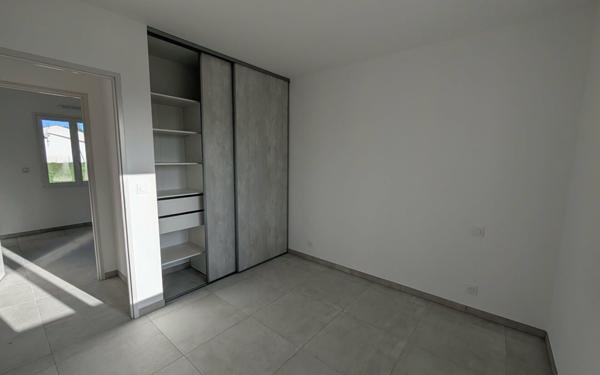 Maison à louer    4 pièces •  Sainte-Gemme