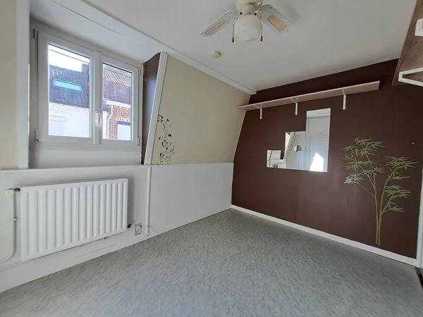 A proximité du Secteur Brigode à VILLENEUVE D'ASCQ, je suis une agréable maison de 105M² habitable sur un terrain de…