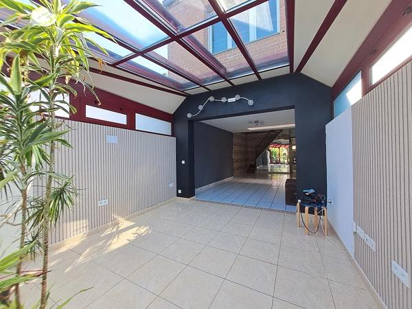 A proximité du Secteur Brigode à VILLENEUVE D'ASCQ, je suis une agréable maison de 105M² habitable sur un terrain de…