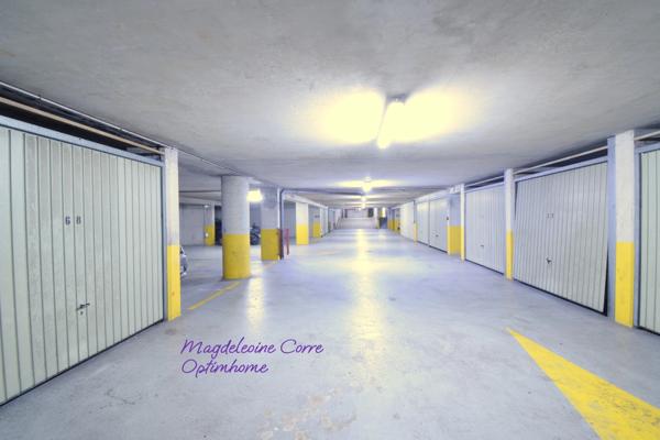 Box fermé dans résidence récente