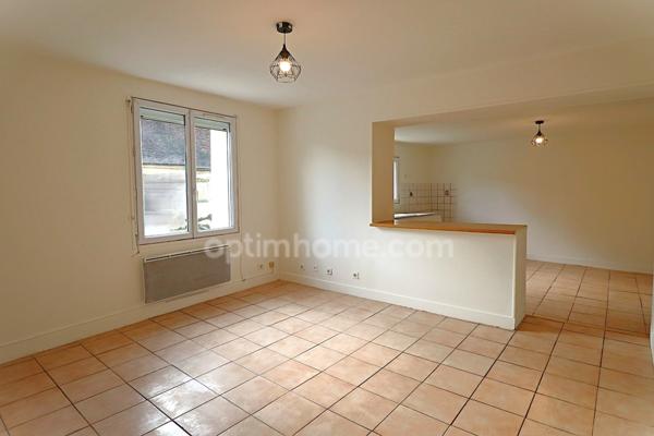 Appartement à vendre 3 pièces LONGPERRIER – 2 places de parking (77)