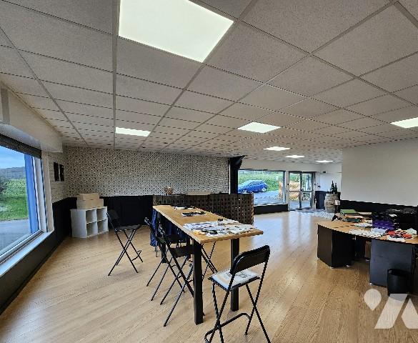 Local commercial 145m², terrain 520m² à Dormans, idéal pour activité champenoise.