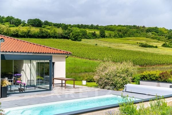 Maison d'architecte contemporaine-169 m2-Piscine-Vue sur les vignes- Aux portes de Tournus