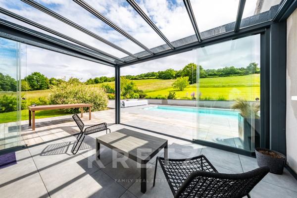 Maison d'architecte contemporaine-169 m2-Piscine-Vue sur les vignes- Aux portes de Tournus