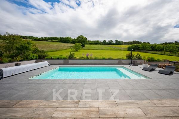 Maison d'architecte contemporaine-169 m2-Piscine-Vue sur les vignes- Aux portes de Tournus