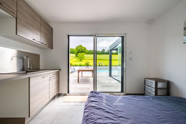 Maison d'architecte contemporaine-169 m2-Piscine-Vue sur les vignes- Aux portes de Tournus