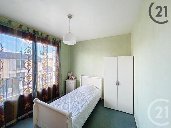 Maison à vendre  5 pièces - 90,54 m2 LA CHAPELLE ST LUC - 10