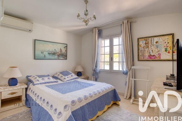 Maison à vendre 10 pièces 364 m² Fréjus