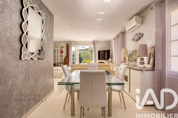 Maison à vendre 10 pièces 364 m² Fréjus