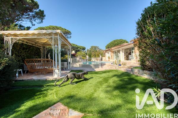 Maison à vendre 10 pièces 364 m² Fréjus