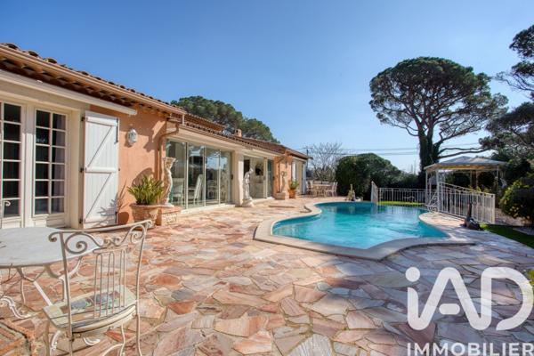 Maison à vendre 10 pièces 364 m² Fréjus