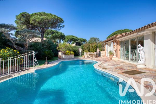 Maison à vendre 10 pièces 364 m² Fréjus