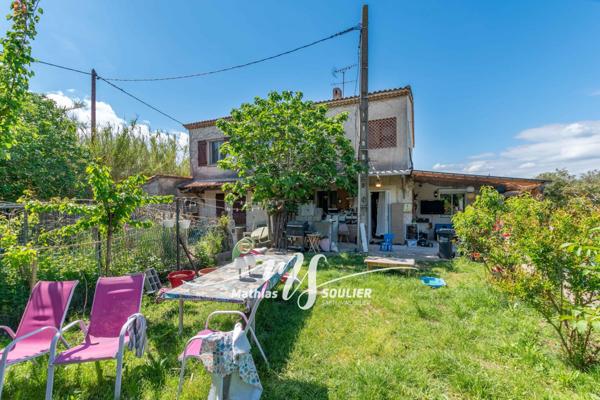 Maison de 200 m² en trois appartements